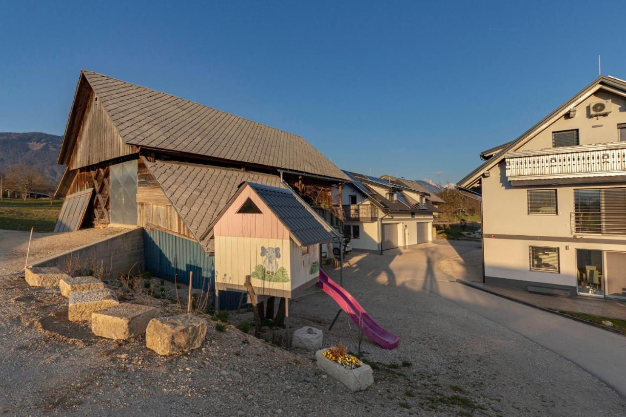 Apartments Linda Brezje Екстериор снимка