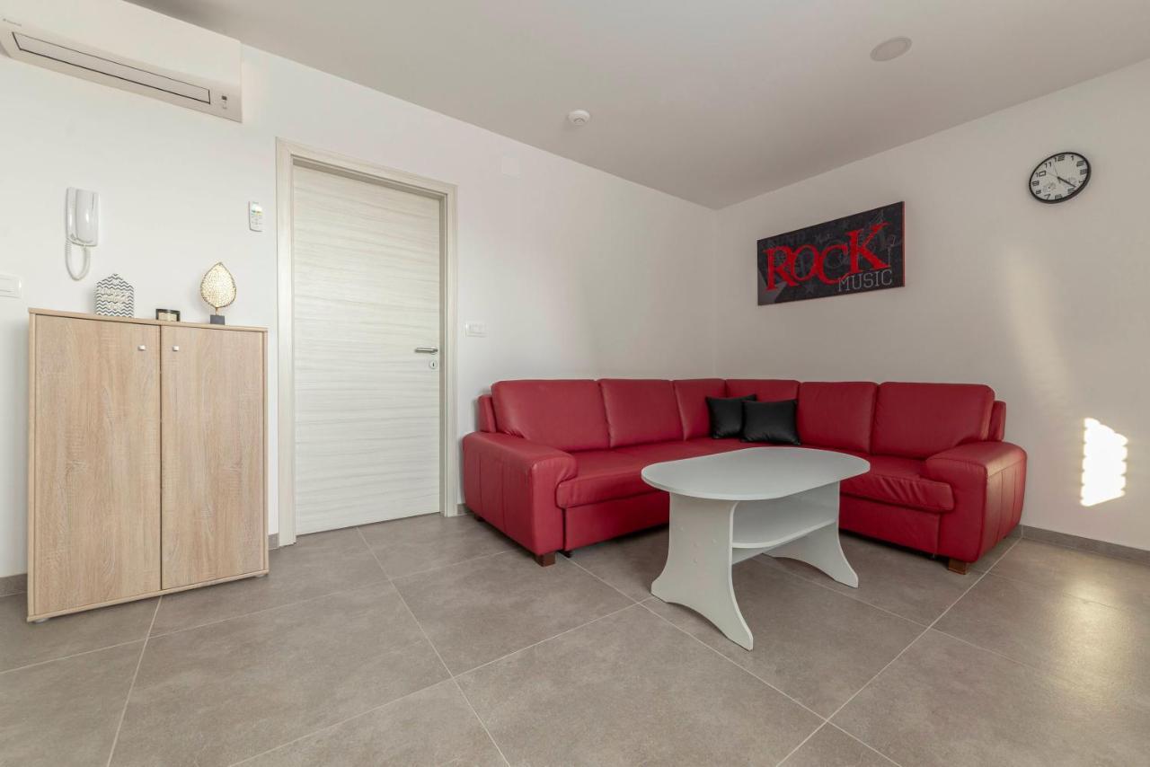Apartments Linda Brezje Екстериор снимка