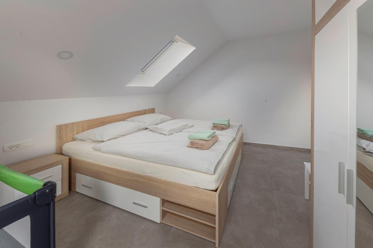 Apartments Linda Brezje Екстериор снимка