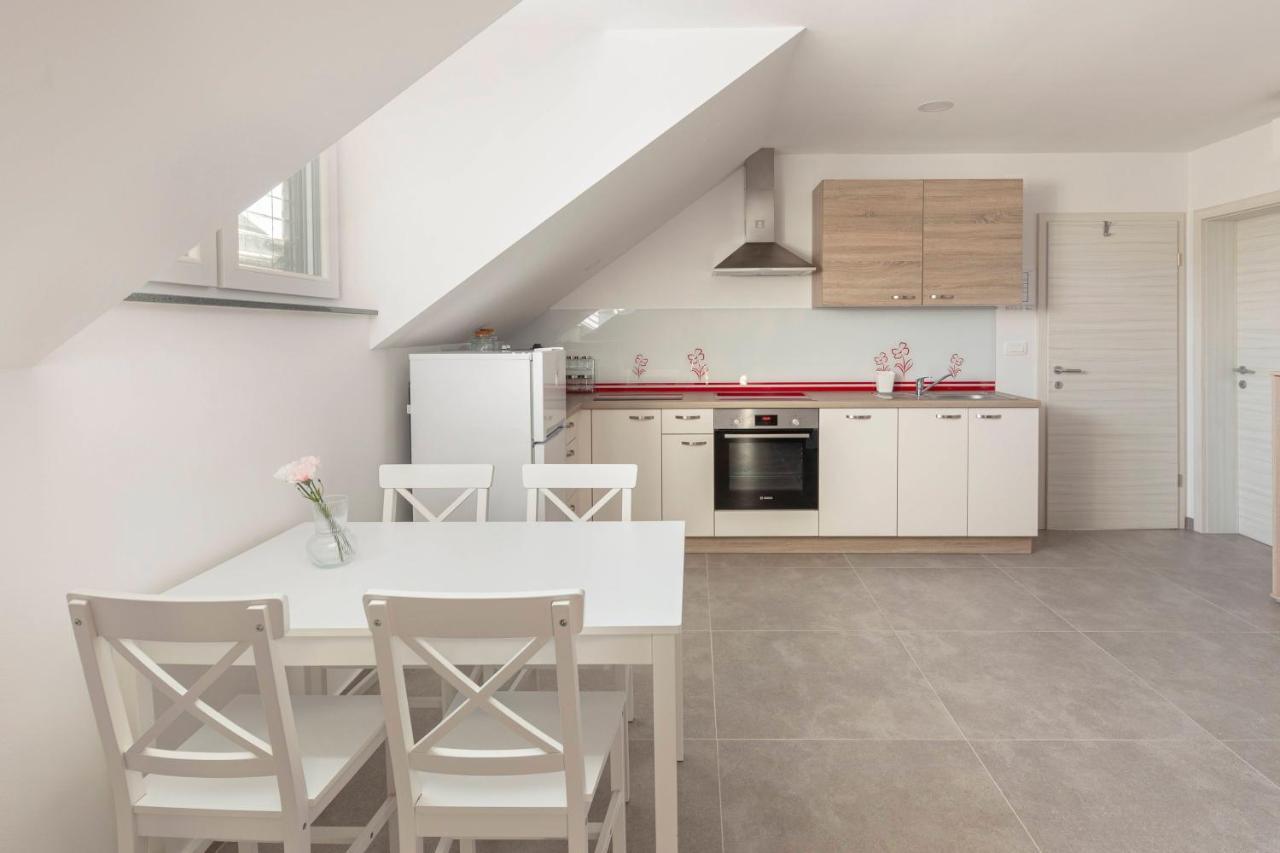 Apartments Linda Brezje Екстериор снимка